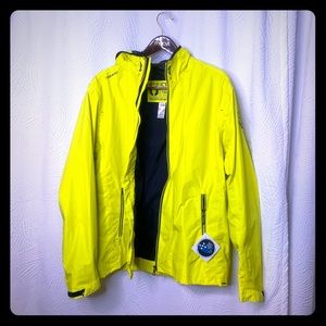 Raincoat ⛈ Waterproof💧 BRAND NEW!